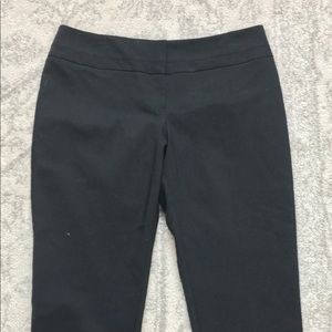 Black New APT 9 Torie Midrise Capri Size 12